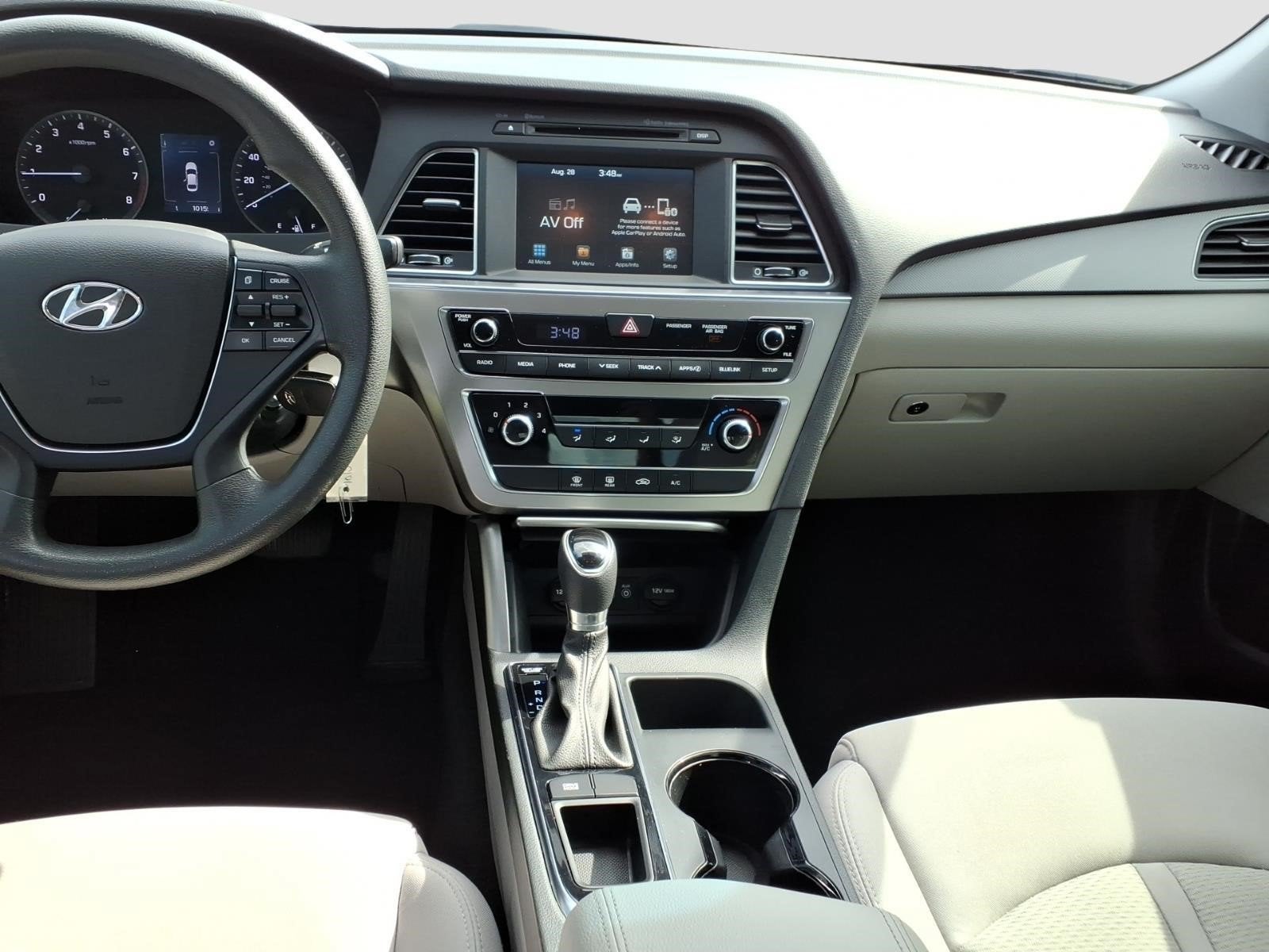 2017 Hyundai SONATA SE