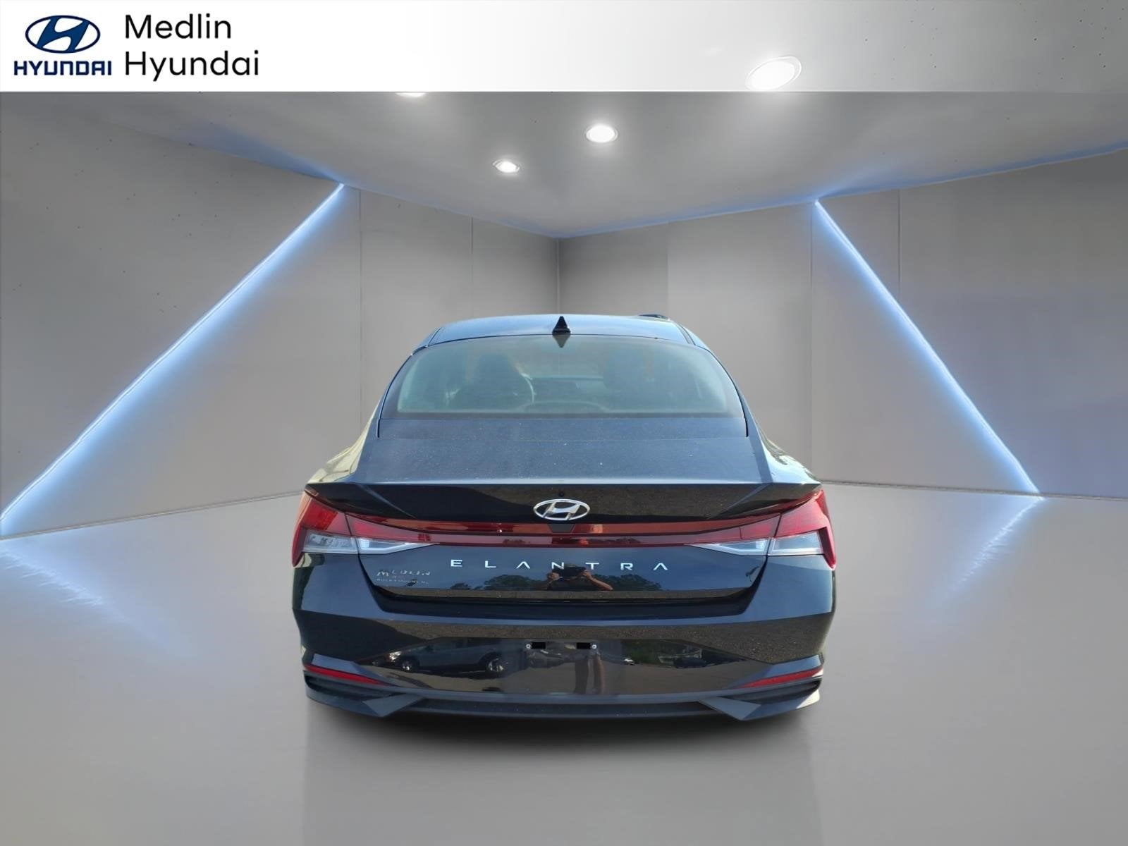 2021 Hyundai ELANTRA SE