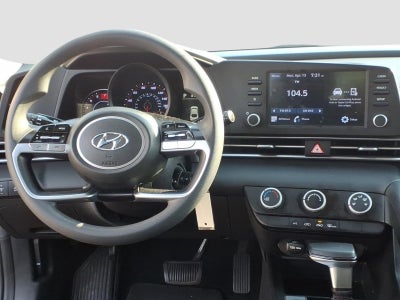 2021 Hyundai ELANTRA SE