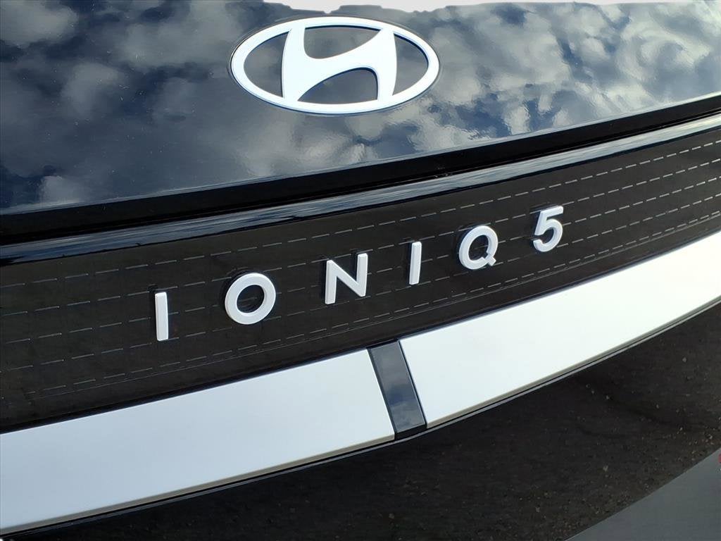 2025 Hyundai IONIQ 5 SE