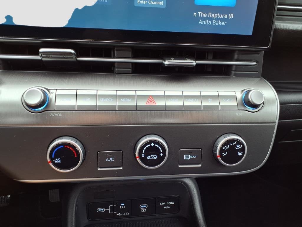 2024 Hyundai KONA SE