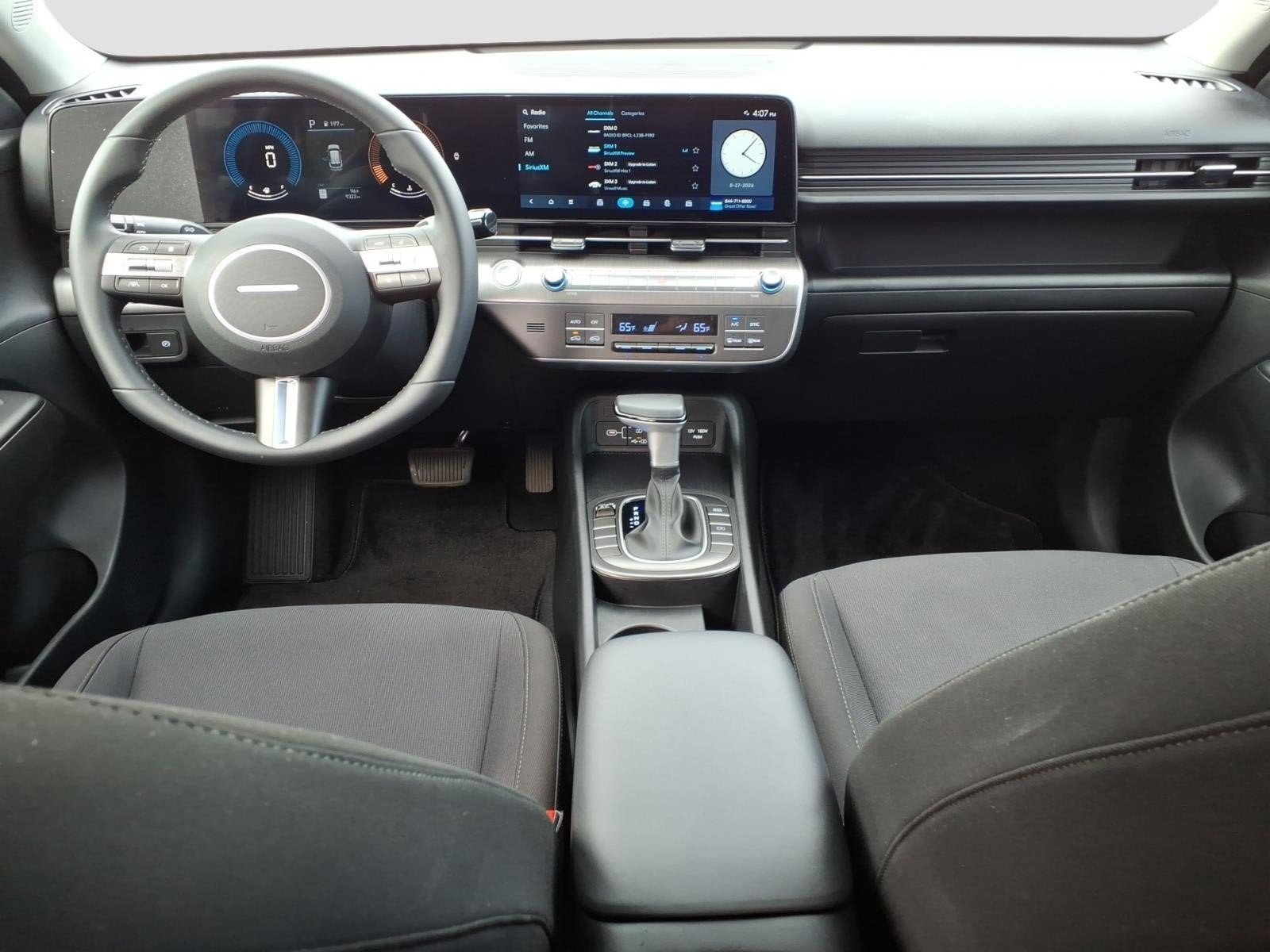 2024 Hyundai KONA SEL