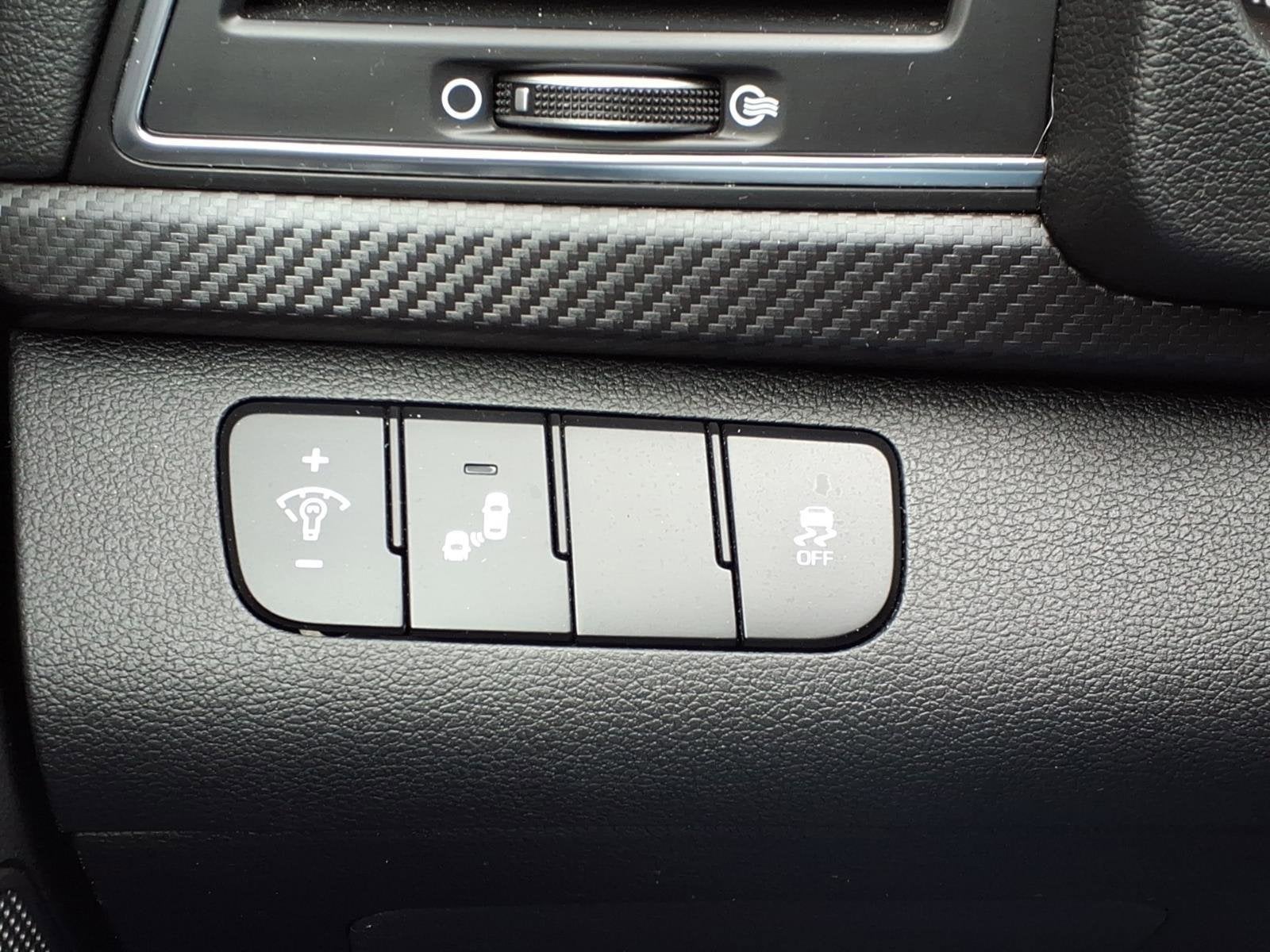 2018 Hyundai ELANTRA Sport