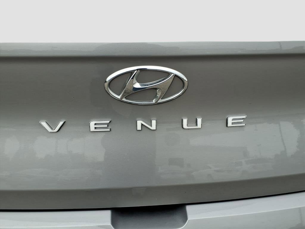 2025 Hyundai VENUE SE
