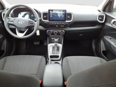 2025 Hyundai VENUE SE