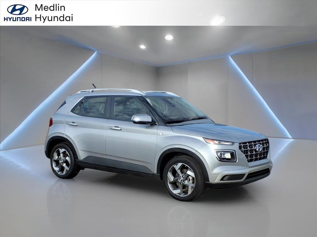 2024 Hyundai VENUE SEL